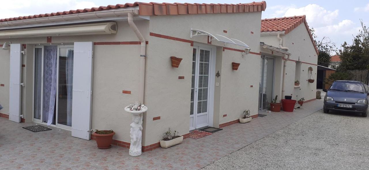 Le Petit Plessis Cure Villa Liré Exterior foto